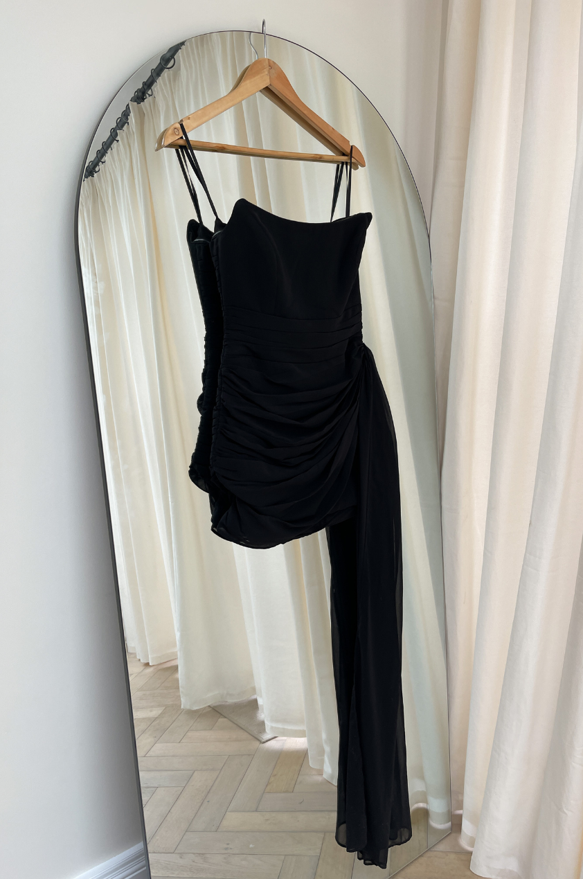 The Night Lover Dress in Black